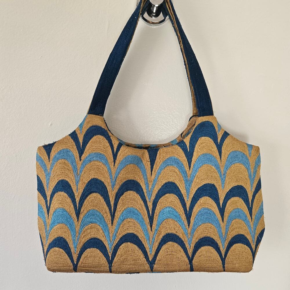 Scallop Pattern Woven Shoulder‎ Bag Purse Tan Blue MCM